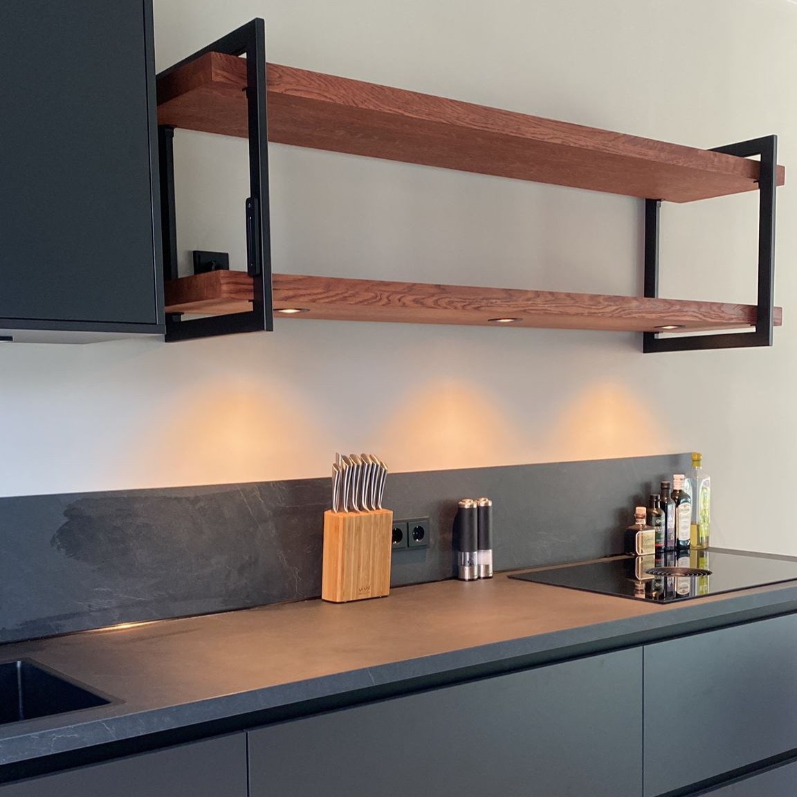wandplank met verlichting op maat