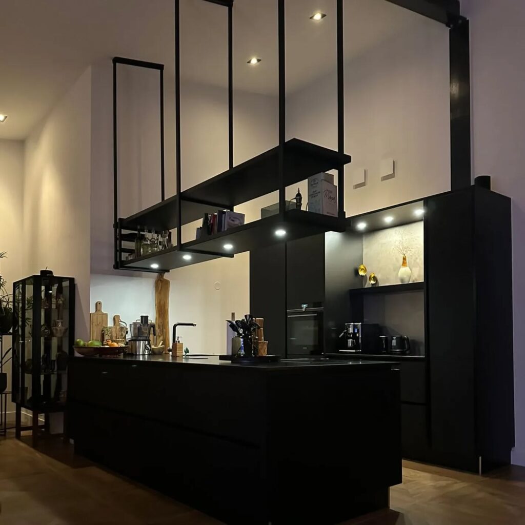 Keukenrek hoog plafond