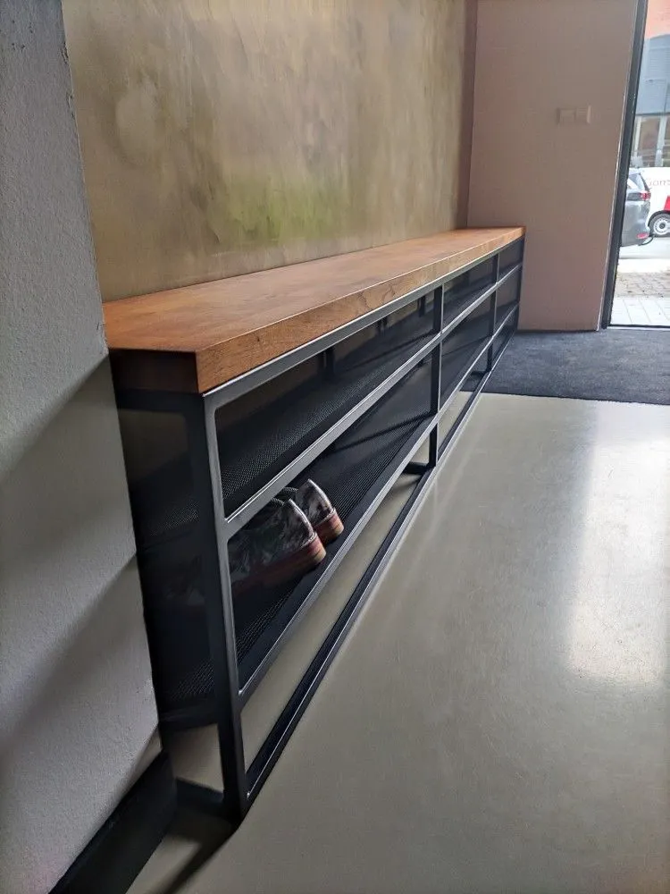 Wandplank gebaseerd op Kubusmodel